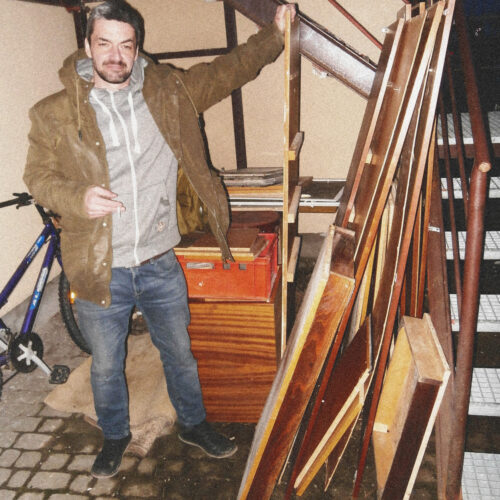 Gregčo je človek, na ktorého sa dá vždy spoľahnúť. Kamarát na telefóne za hodinku na mieste a robota hotová.
