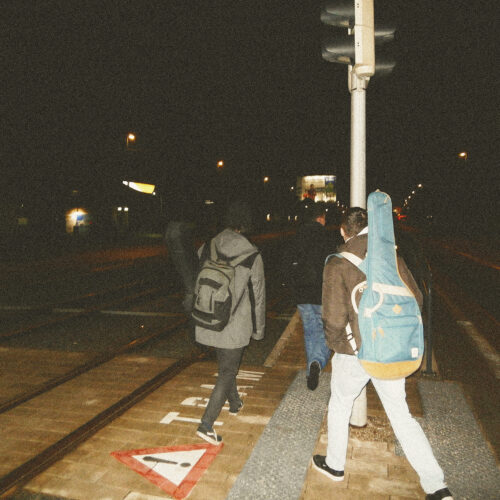 Kapelka zatiaľ bez názvu, ale album cover už je hotový