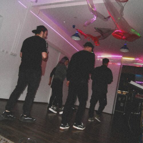 Mini-rave